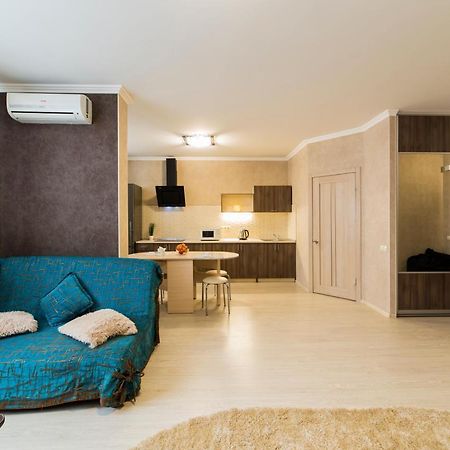 Studio Apartment On Bazhana Κίεβο Εξωτερικό φωτογραφία