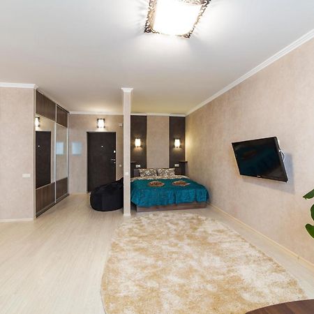 Studio Apartment On Bazhana Κίεβο Εξωτερικό φωτογραφία
